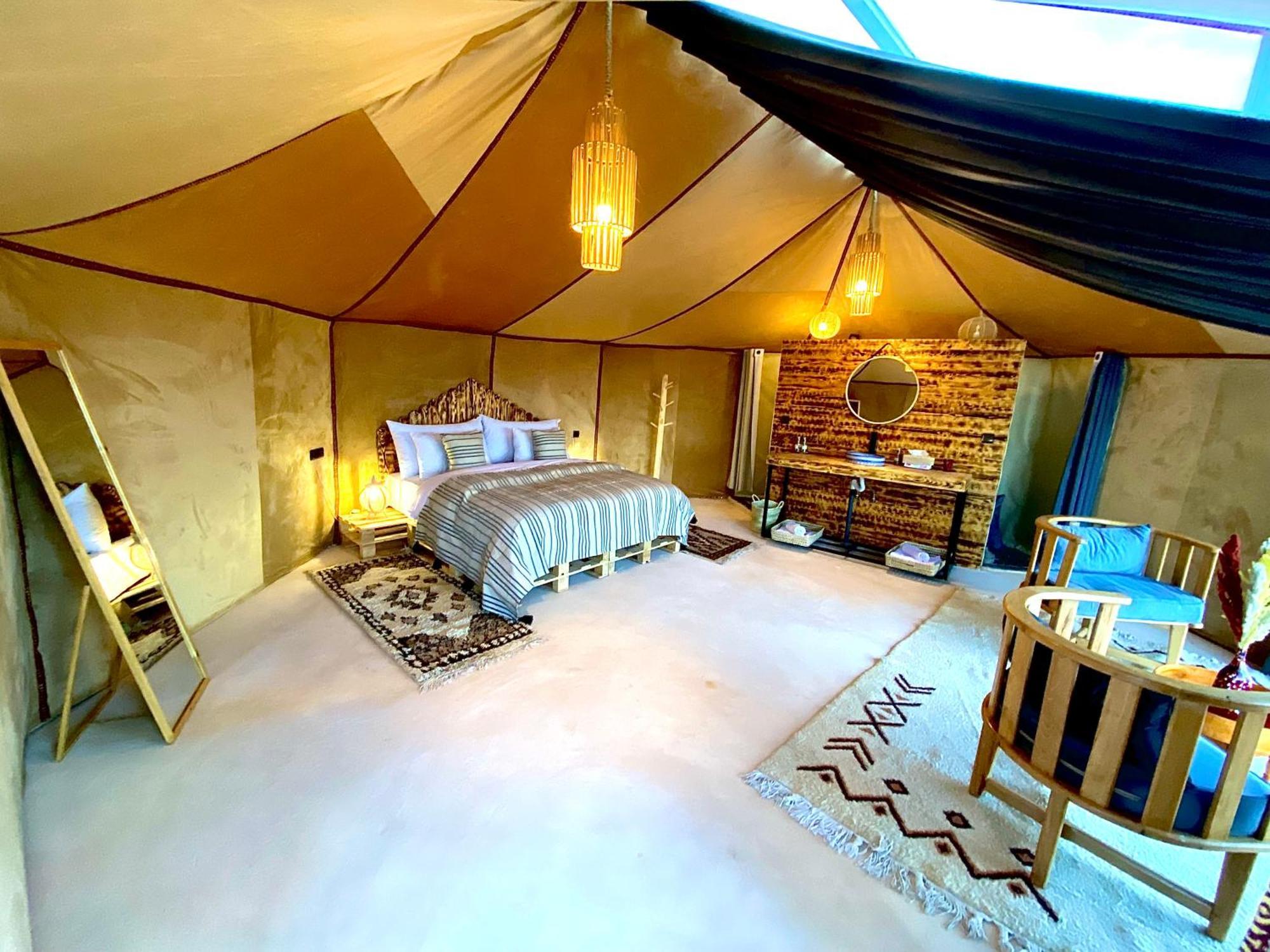 Sky View Camp Hotel Merzouga Eksteriør billede